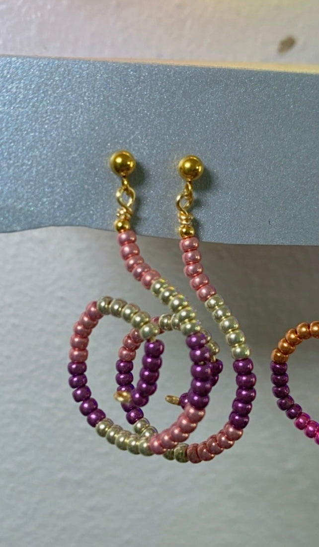 Spiral metallic earrings