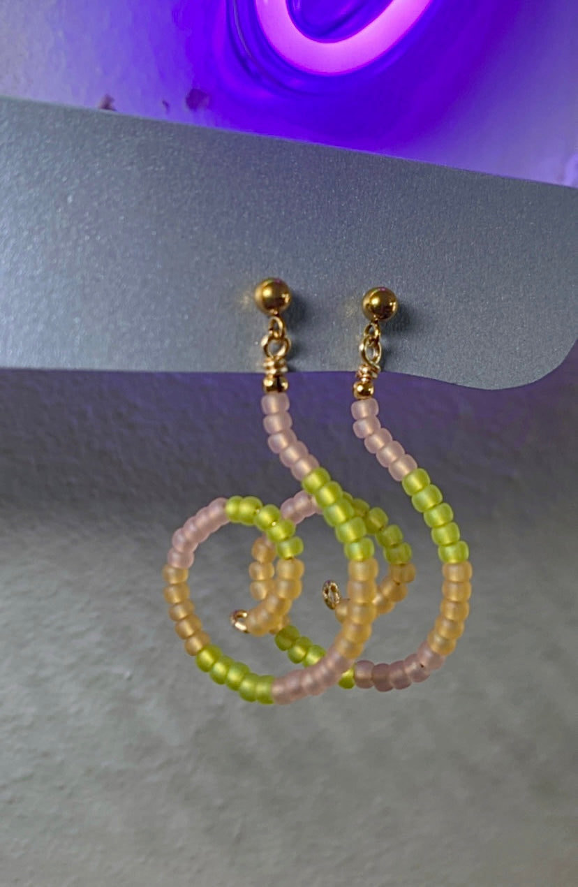 Spiral metallic earrings