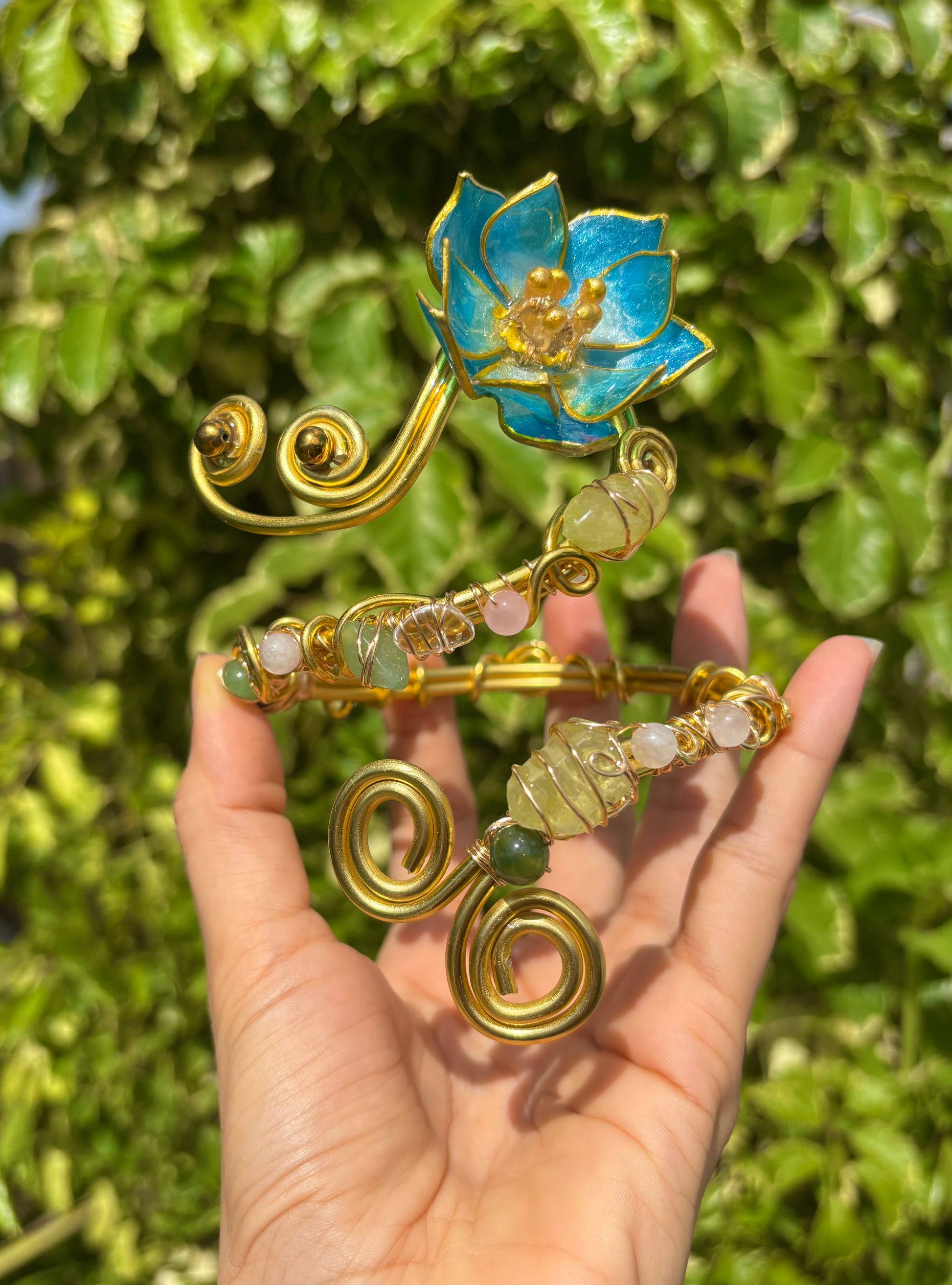 Divine Bloom - Arm cuff